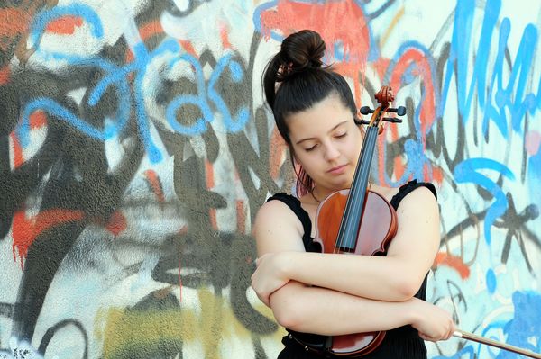 46-musik_fuer_alle_geige_und_graffiti-min.jpeg